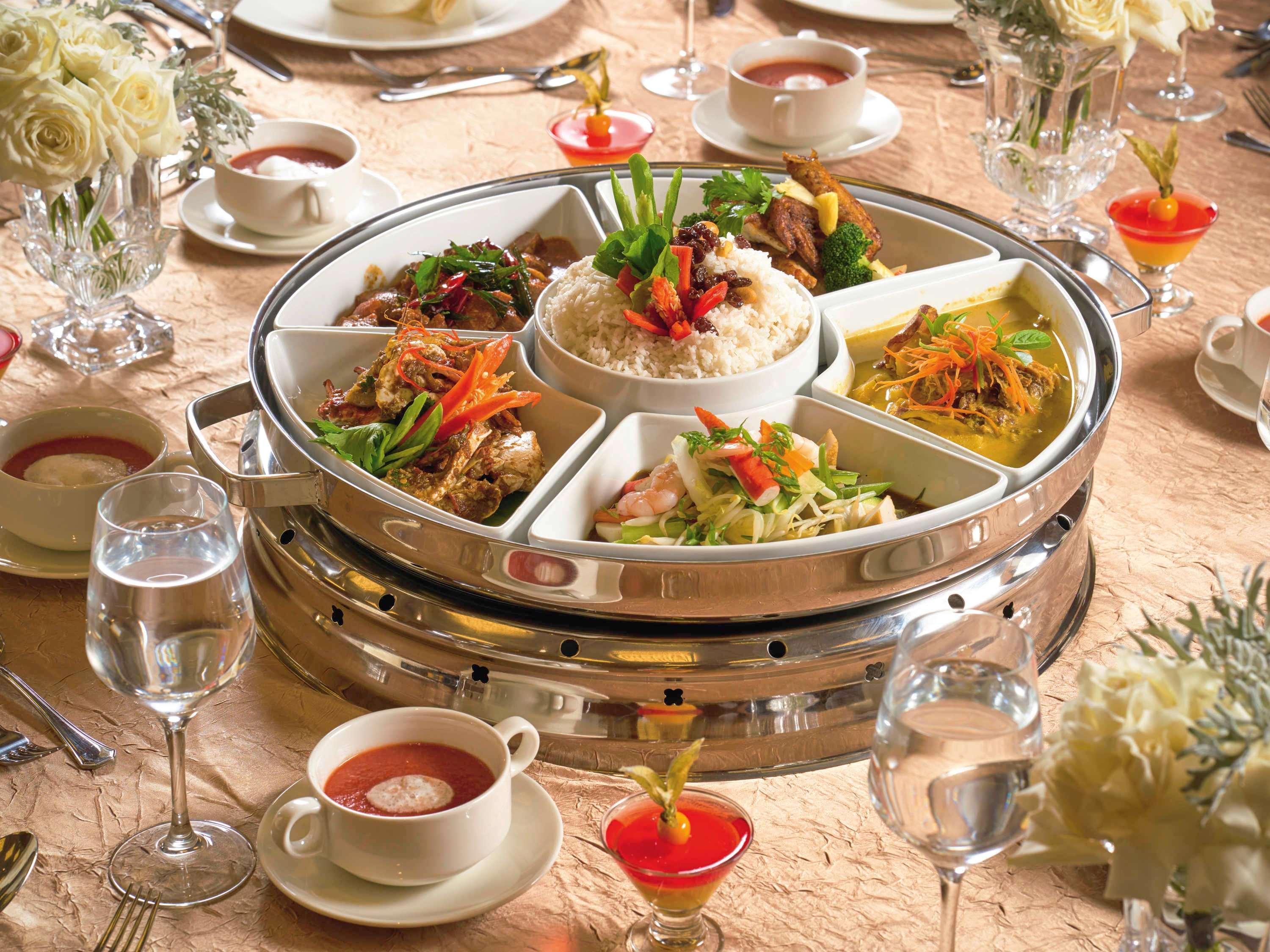 Movenpick Hotel & Convention Centre Klia Sepang Exterior foto A Chinese wedding banquet