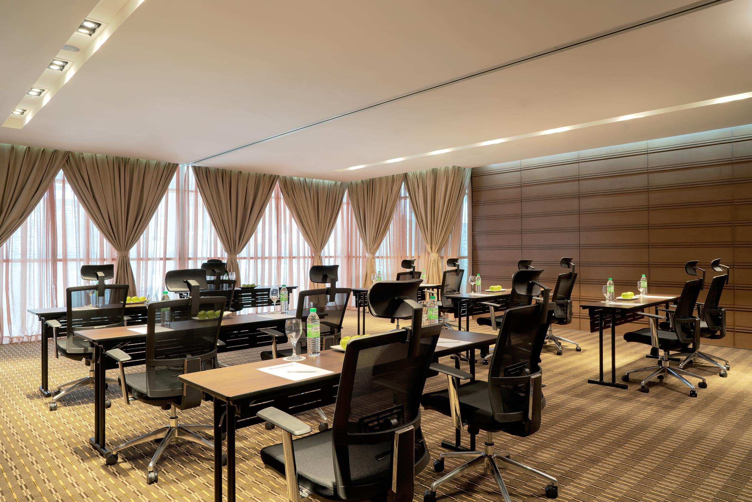Movenpick Hotel & Convention Centre Klia Sepang Exterior foto Meeting room