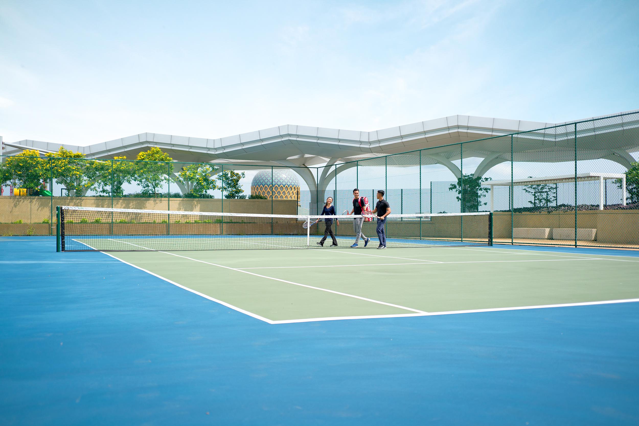 Movenpick Hotel & Convention Centre Klia Sepang Exterior foto Tennis court