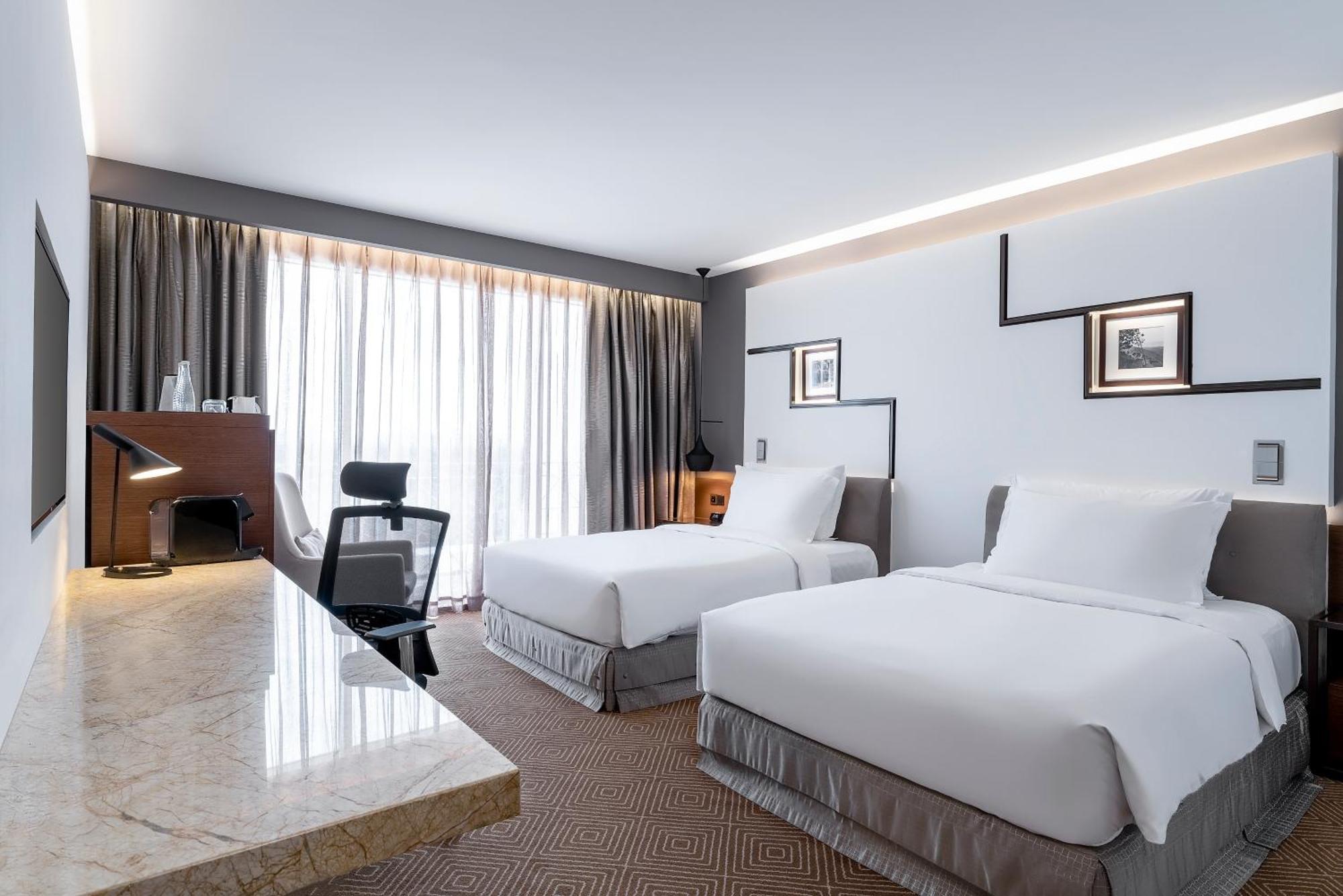 Movenpick Hotel & Convention Centre Klia Sepang Exterior foto